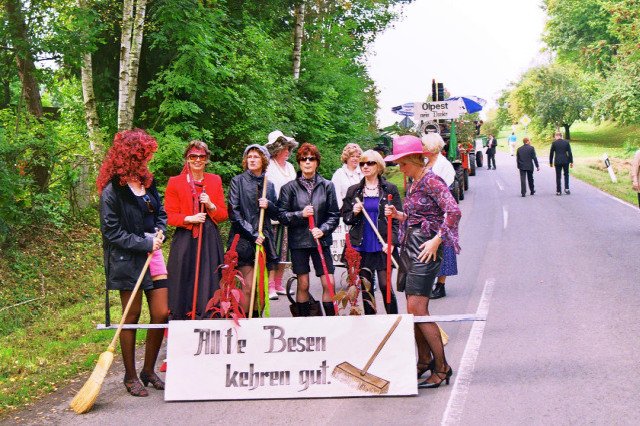 sonntag_umzug_kirmes_2010_39_20160830_1585580769