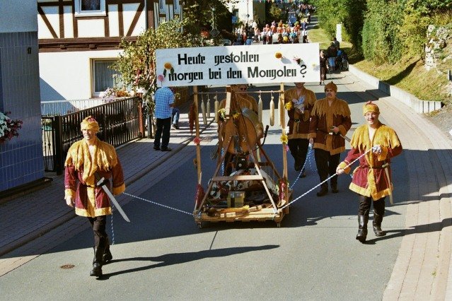 sonntag_umzug_kirmes_2011_103_20160831_1124946782